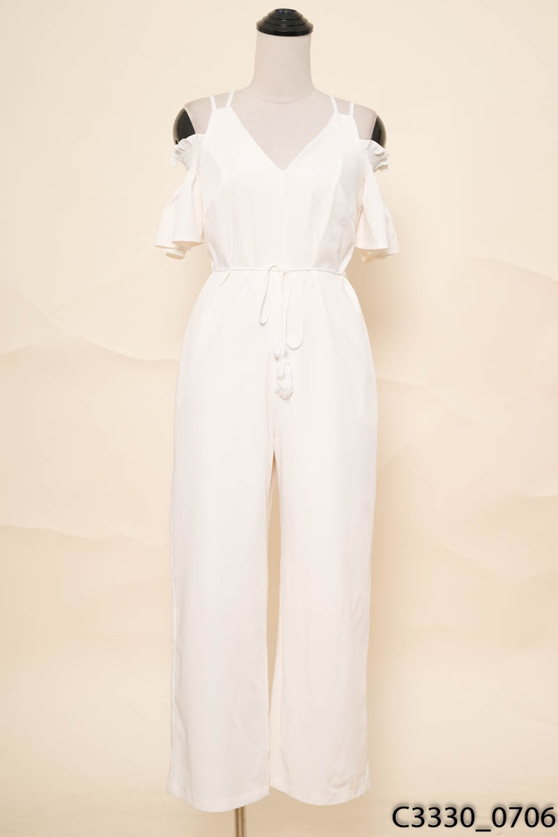 Jumpsuit trắng gạo