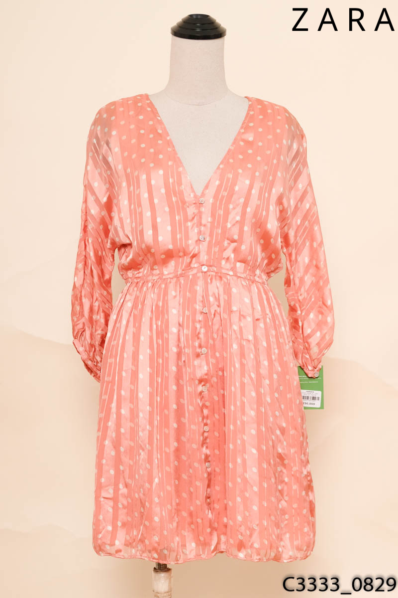 Đầm hồng cam chấm bi cổ V Zara