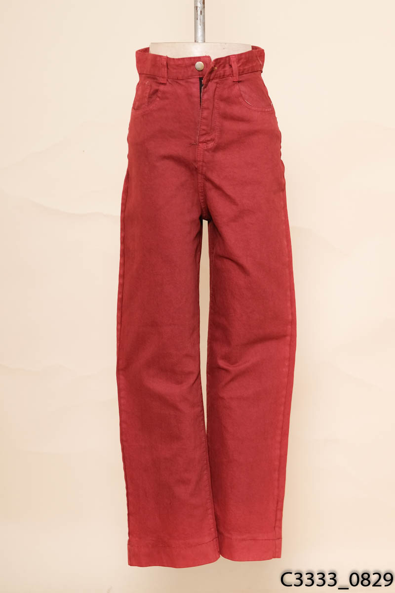 Quần jeans đỏ ống suông New Tags