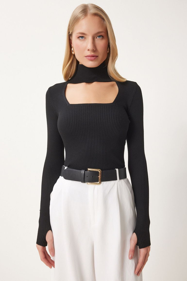 Áo đen dài tay khoét ngực Zara New Tags
