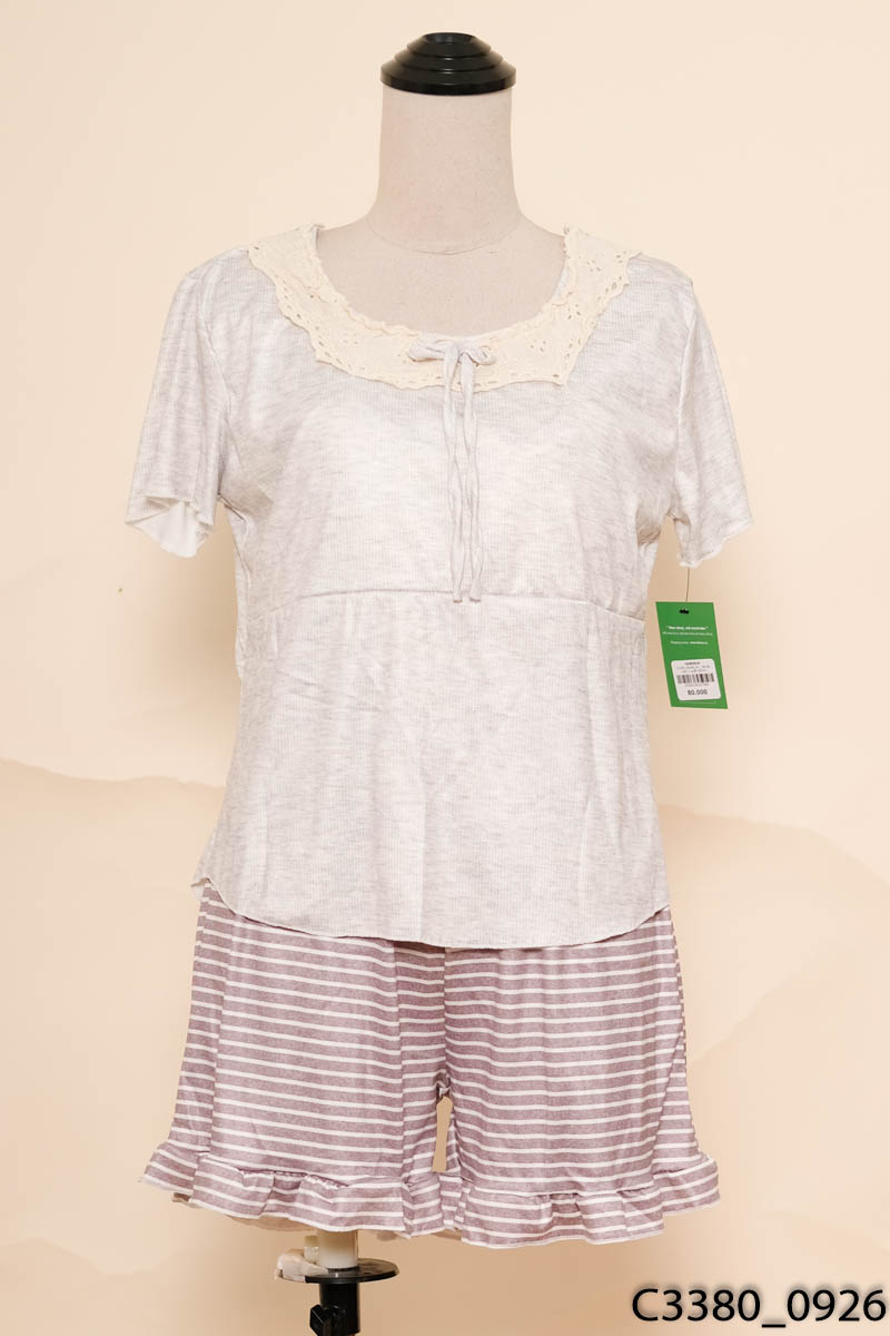 Set áo xám + quần shorts xám kẻ