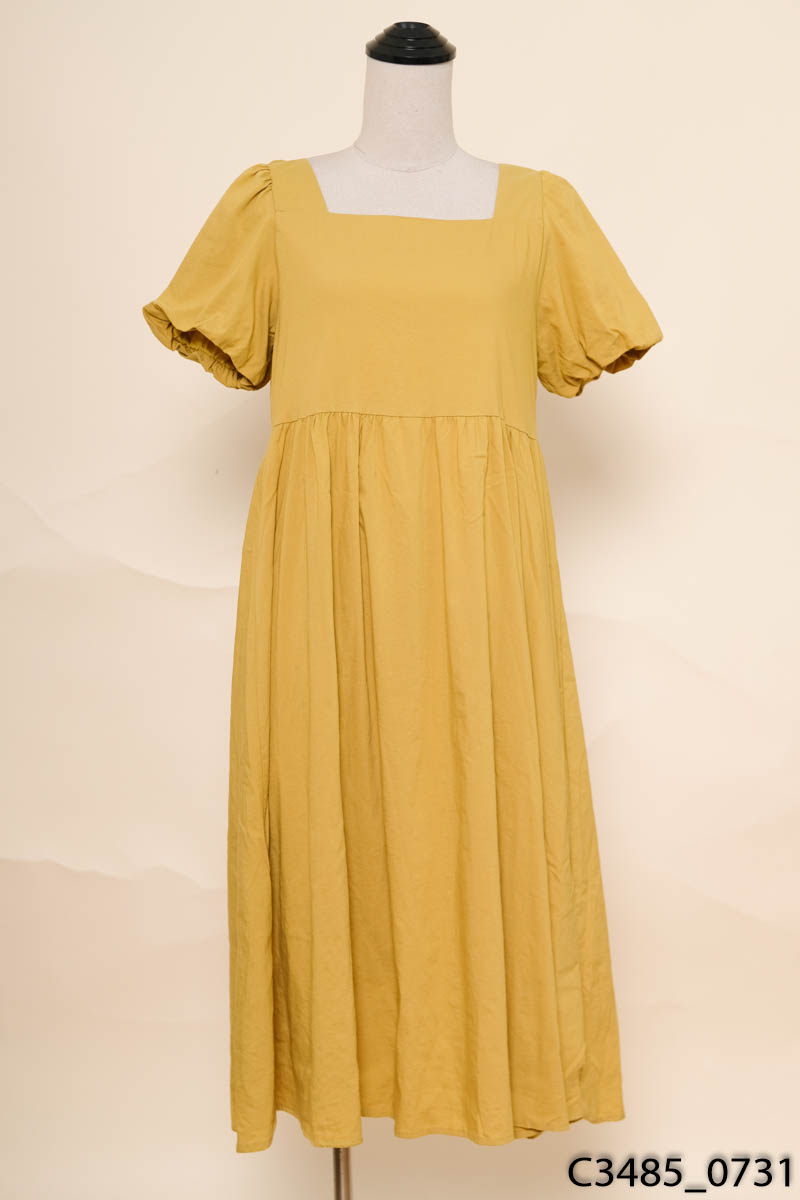 Đầm babydoll vàng cổ vuông dáng suông