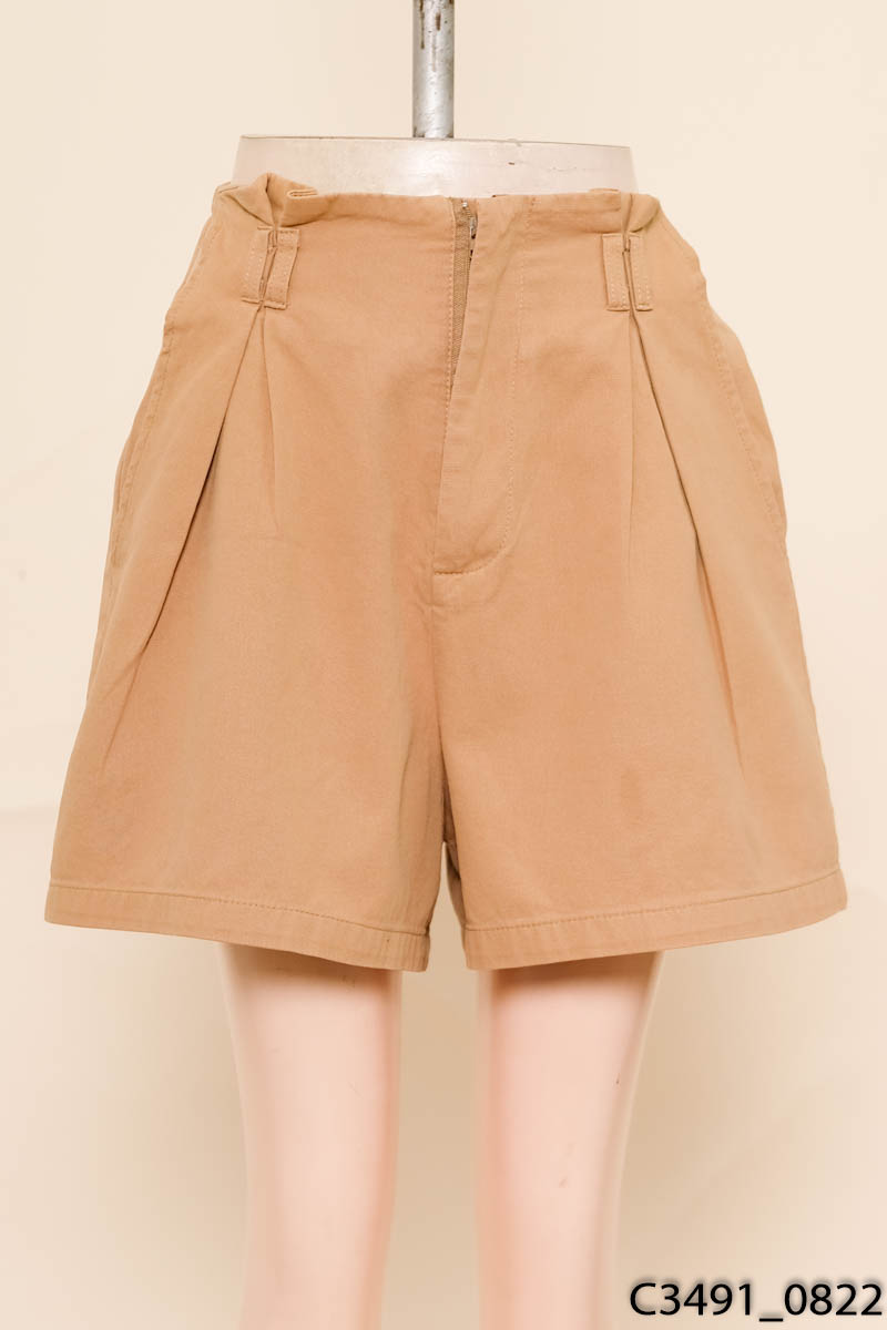 Quần shorts kaki nâu