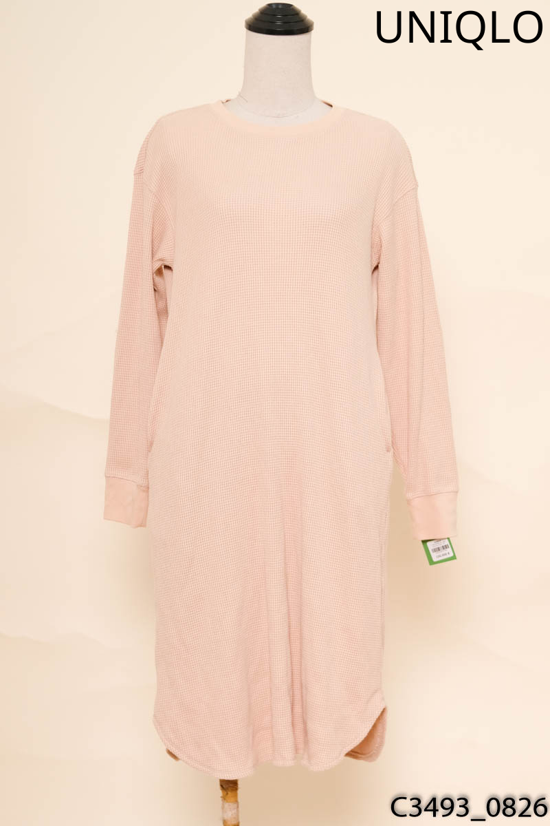 Đầm suông be Uniqlo