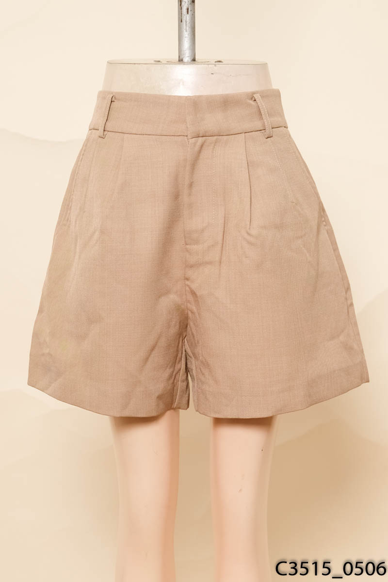 Quần short nâu be
