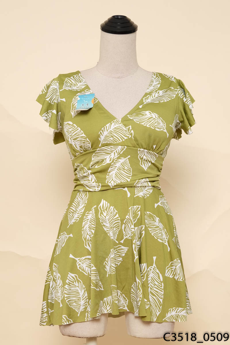 Đầm xanh lá cổ V New Tags