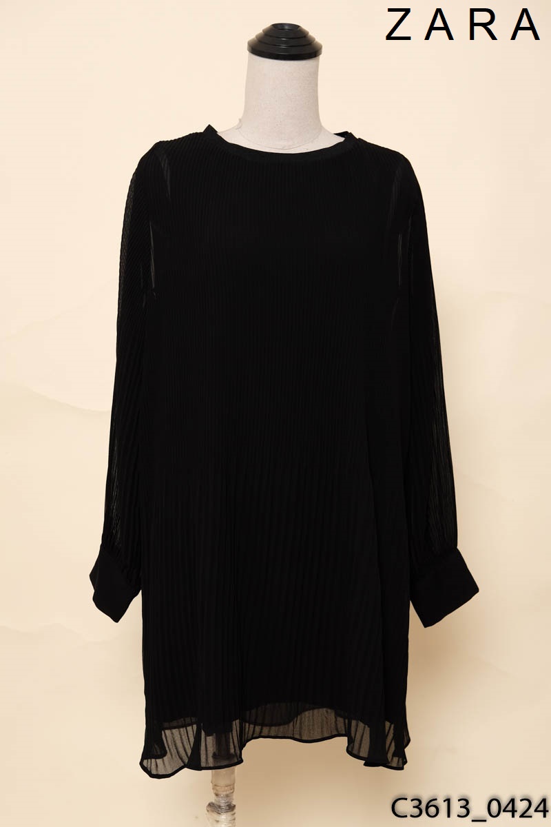 Đầm đen 2 lớp dài tay Zara