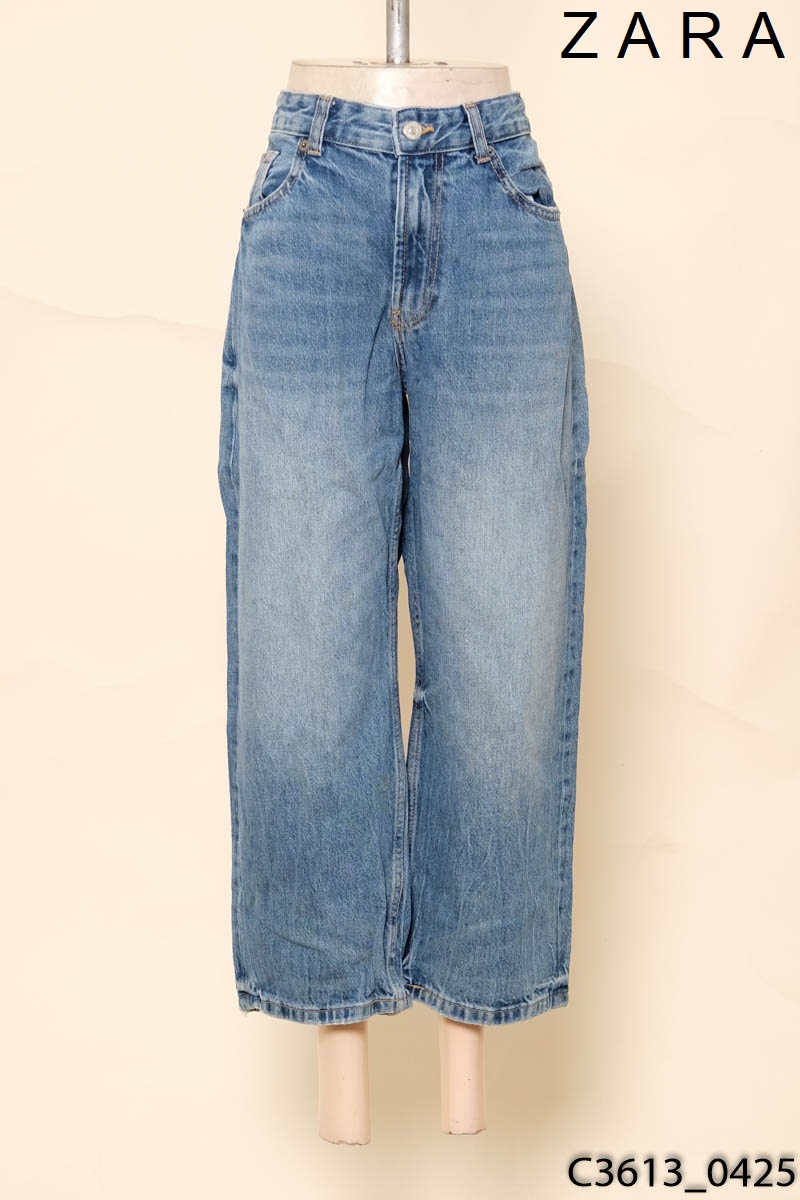 Quần jeans xanh ống đứng Zara