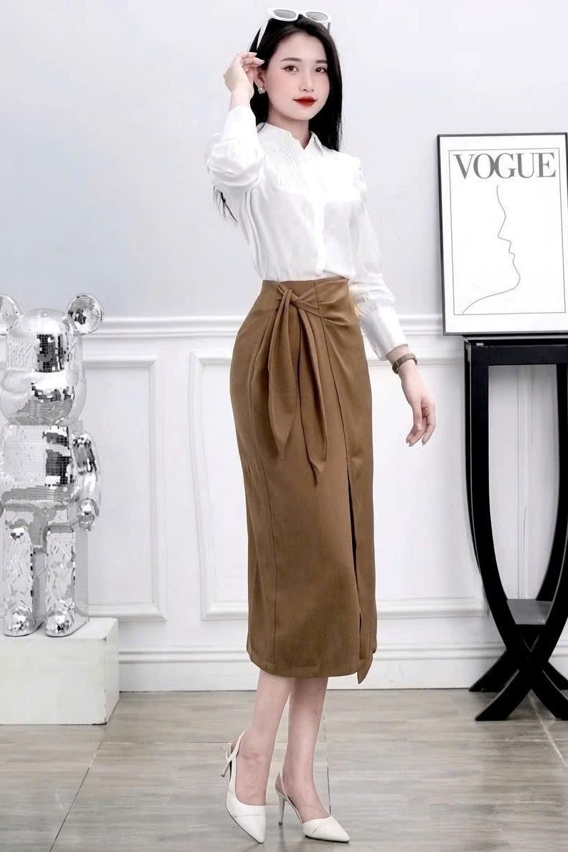 MAI HOA_Chân váy nâu nhạt New Tags