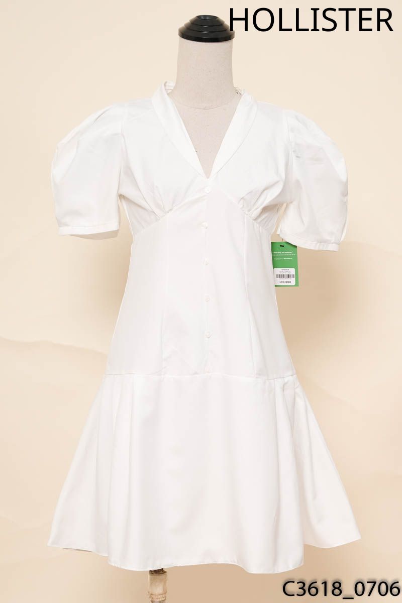 HOLLISTER - Đầm trắng cộc tay New Tags