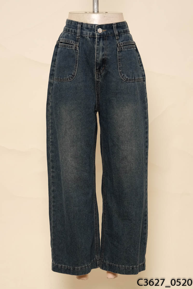 Quần jeans xanh bạc