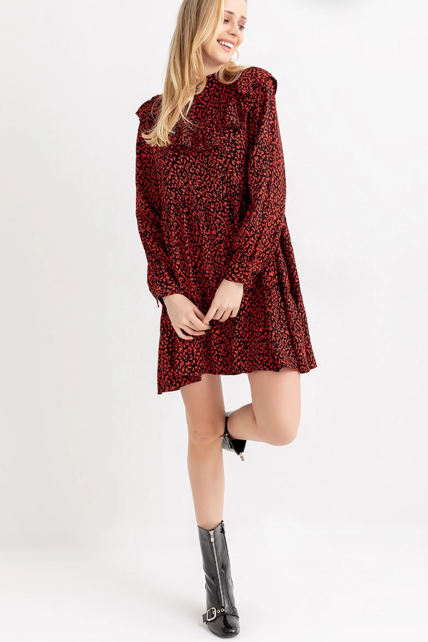 Đầm đỏ phối đen dài tay Zara