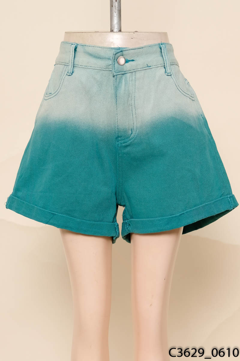 Quần shorts jean xanh lá loang