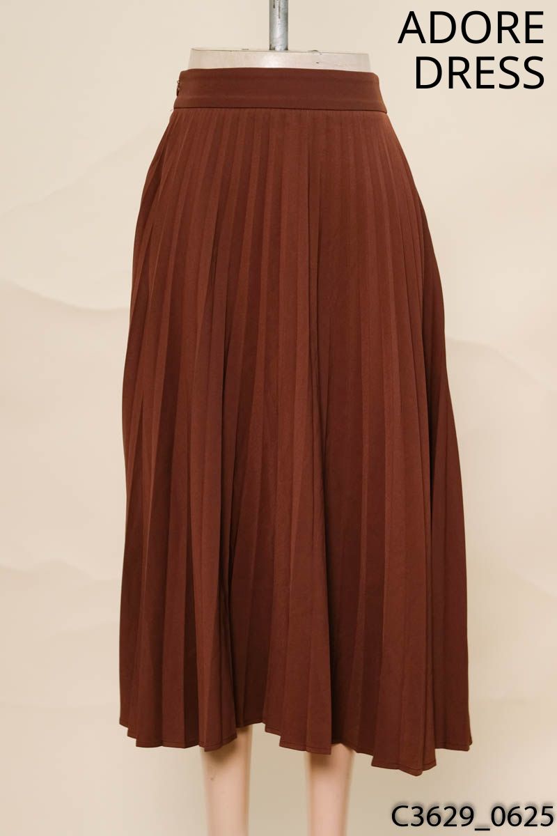 Chân váy nâu xếp ly Adore Dress