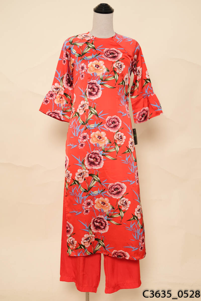 Set áo dài Lamer + quần đỏ-VIEN TRAN New Tags