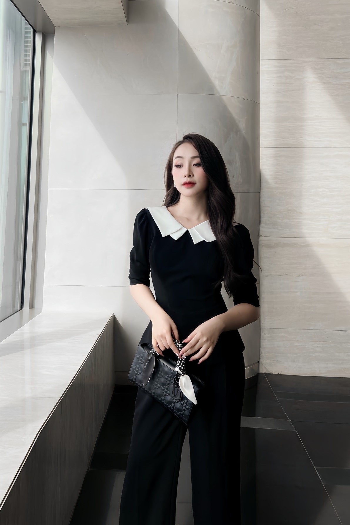 CHANSEE-Áo đen phối cổ trắng