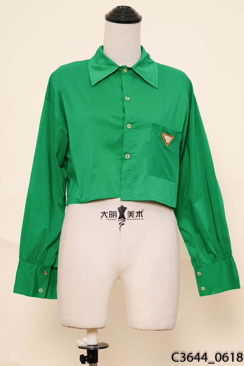 Áo crop xanh lá