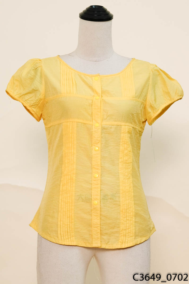 Áo vàng cộc tay New Tags