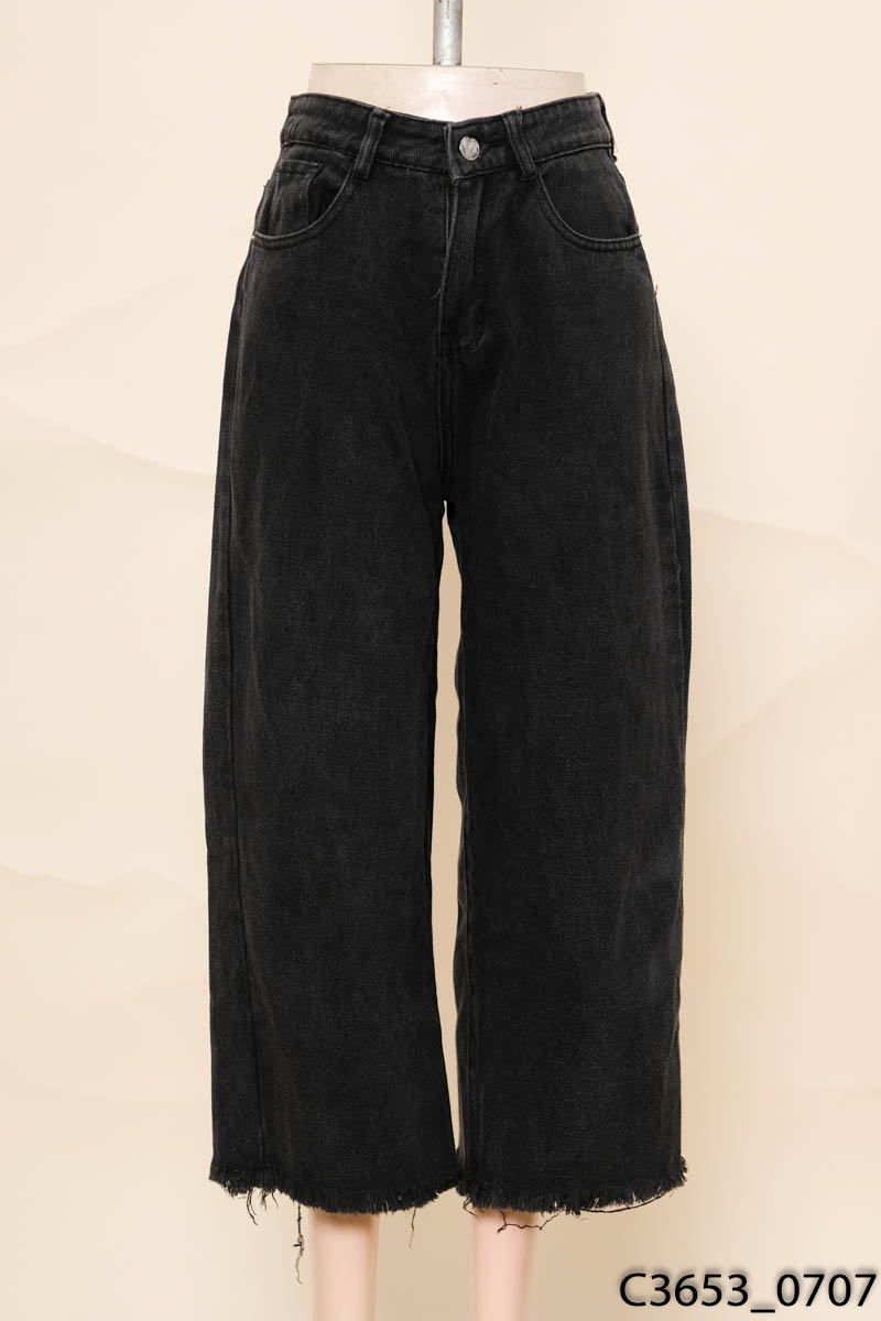 Quần jeans xám ống đứng