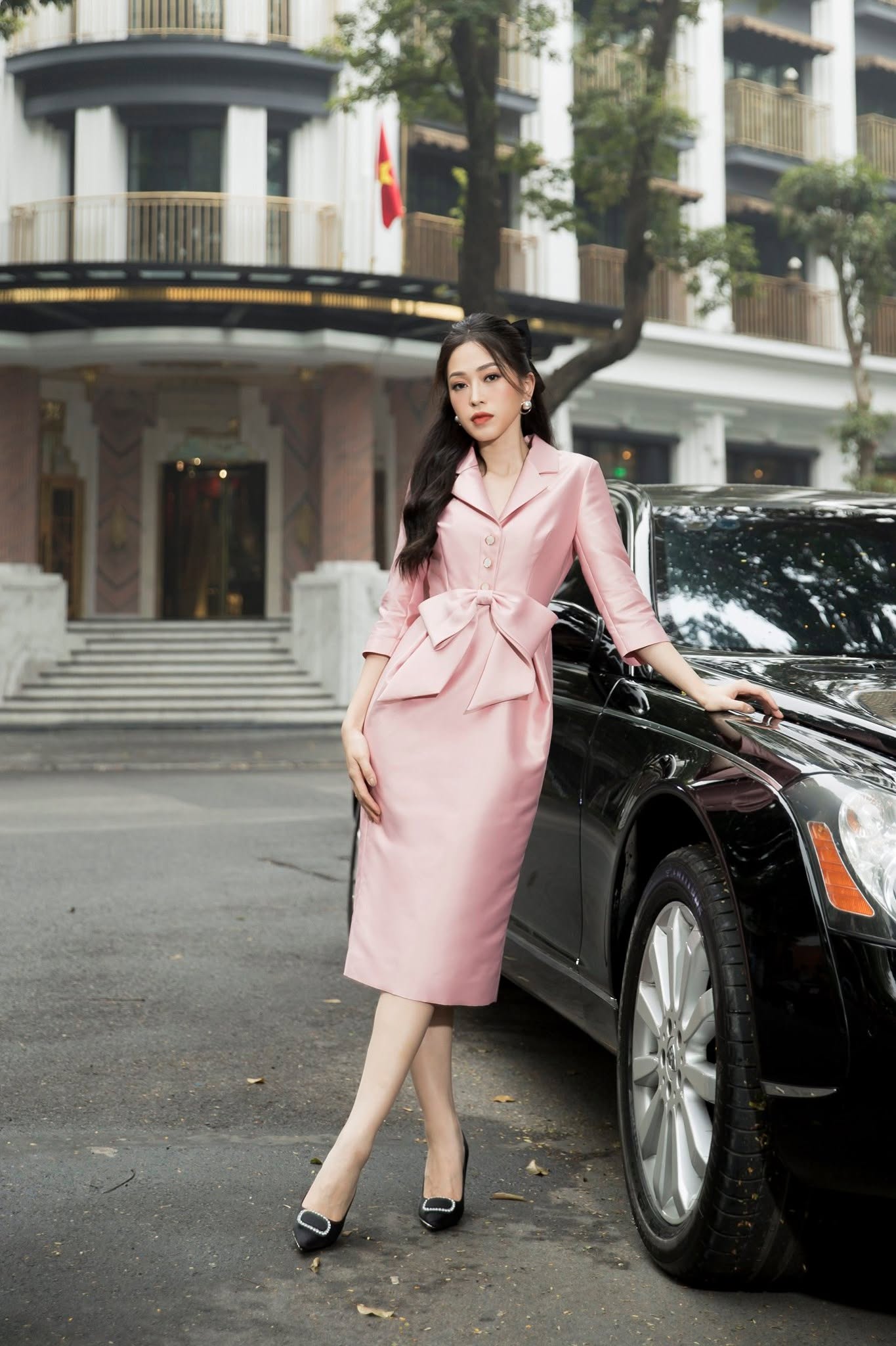 Đầm taffta hồng đính nơ Sixdo New Tags