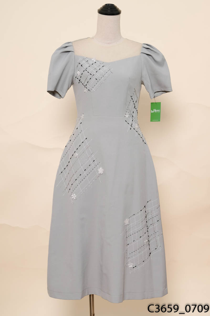 Đầm xanh đính đá New Tags
