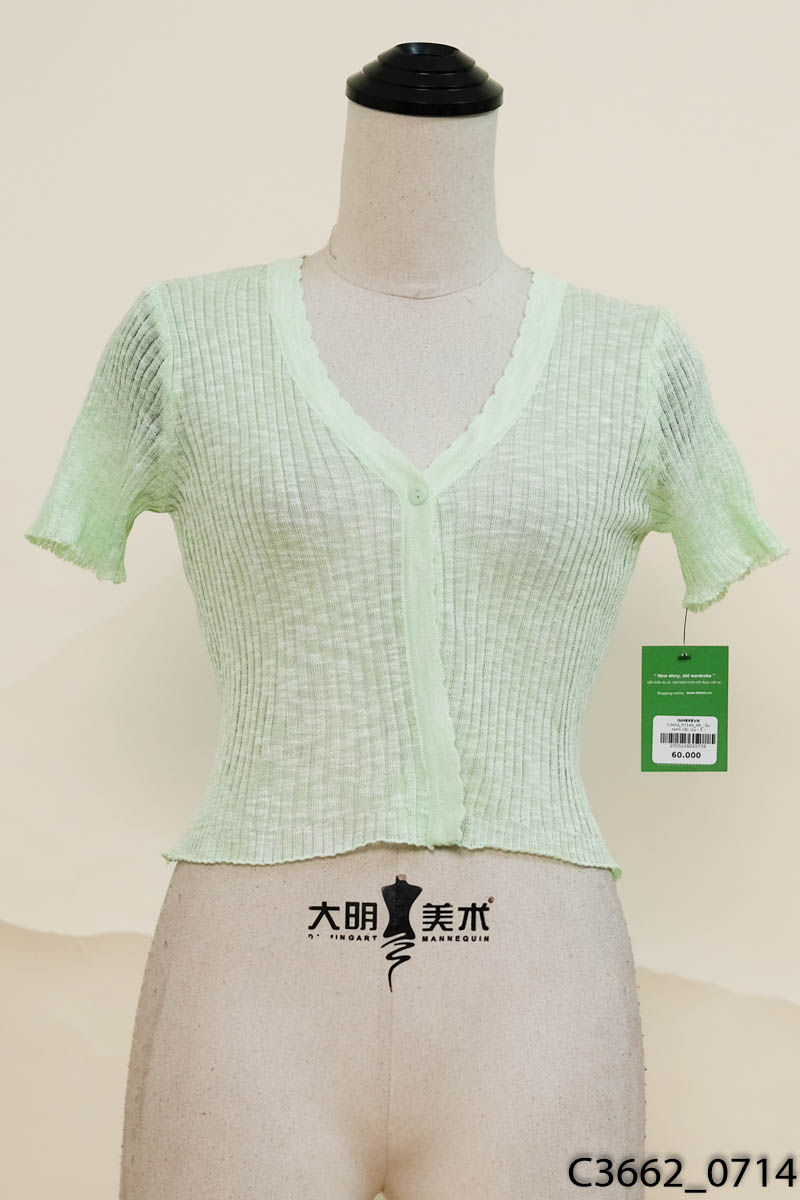 Áo xanh cộc tay