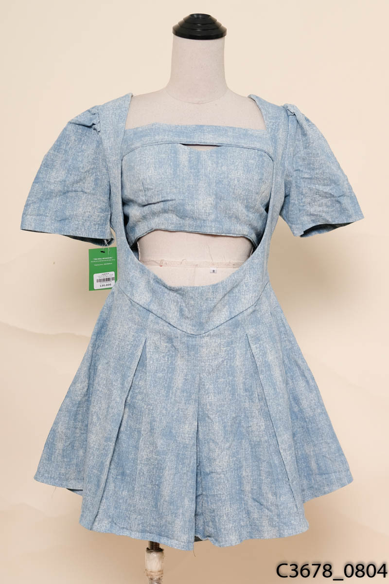 Set áo quây ngực jeans xanh loang + Đầm yếm xanh xếp ly