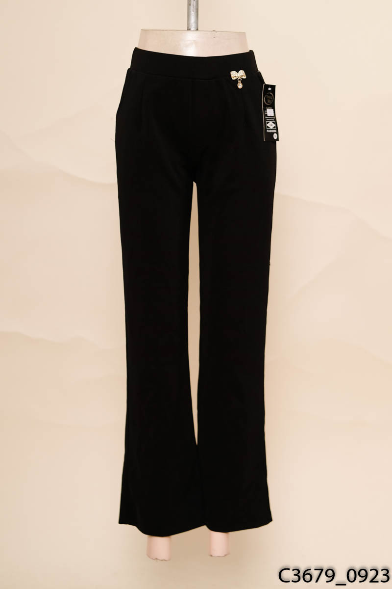 Quần baggy đen New Tags