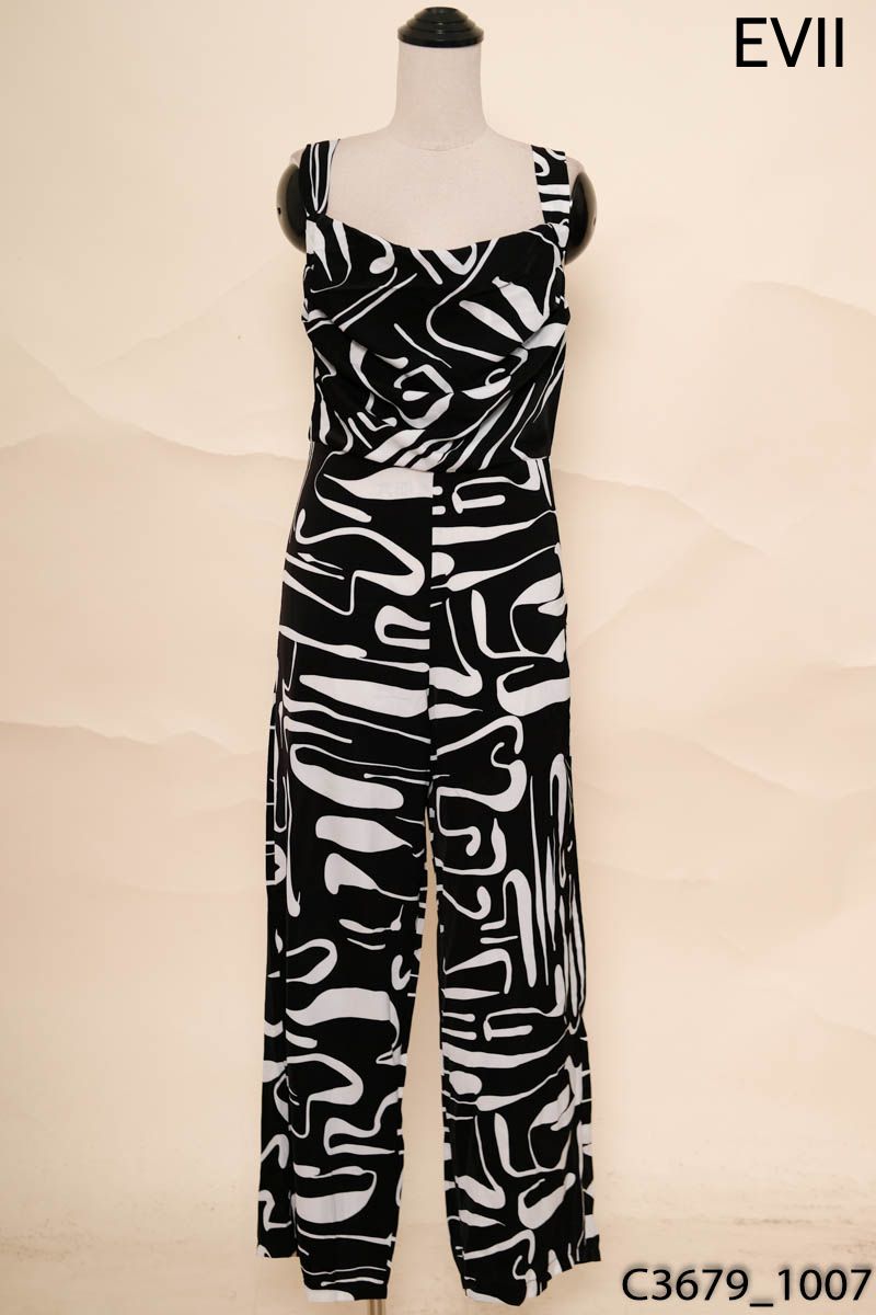 EVII - Jumpsuits 2 dây đen phối trắng New Tags