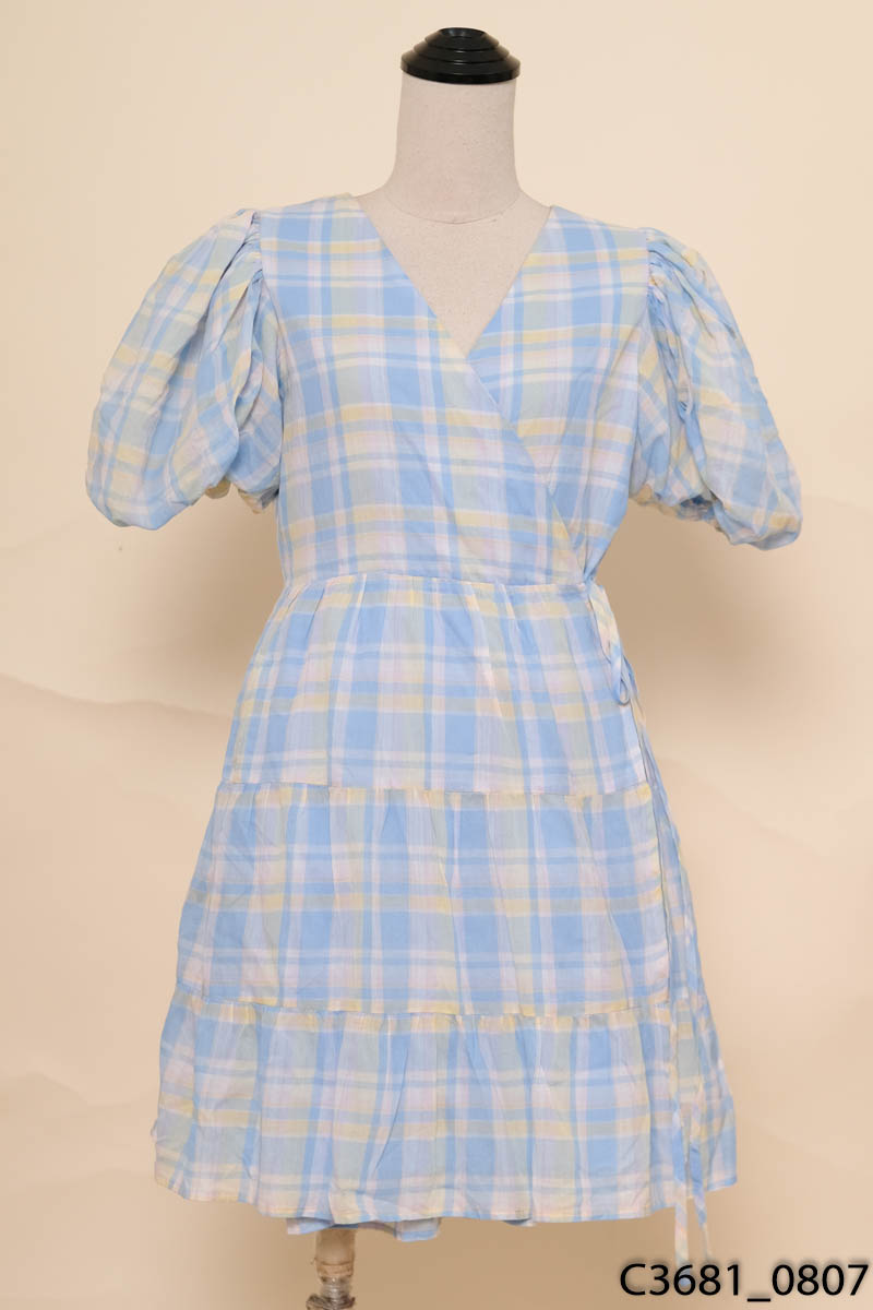 NASTY GAL - Đầm xanh kẻ tay bồng New Tags