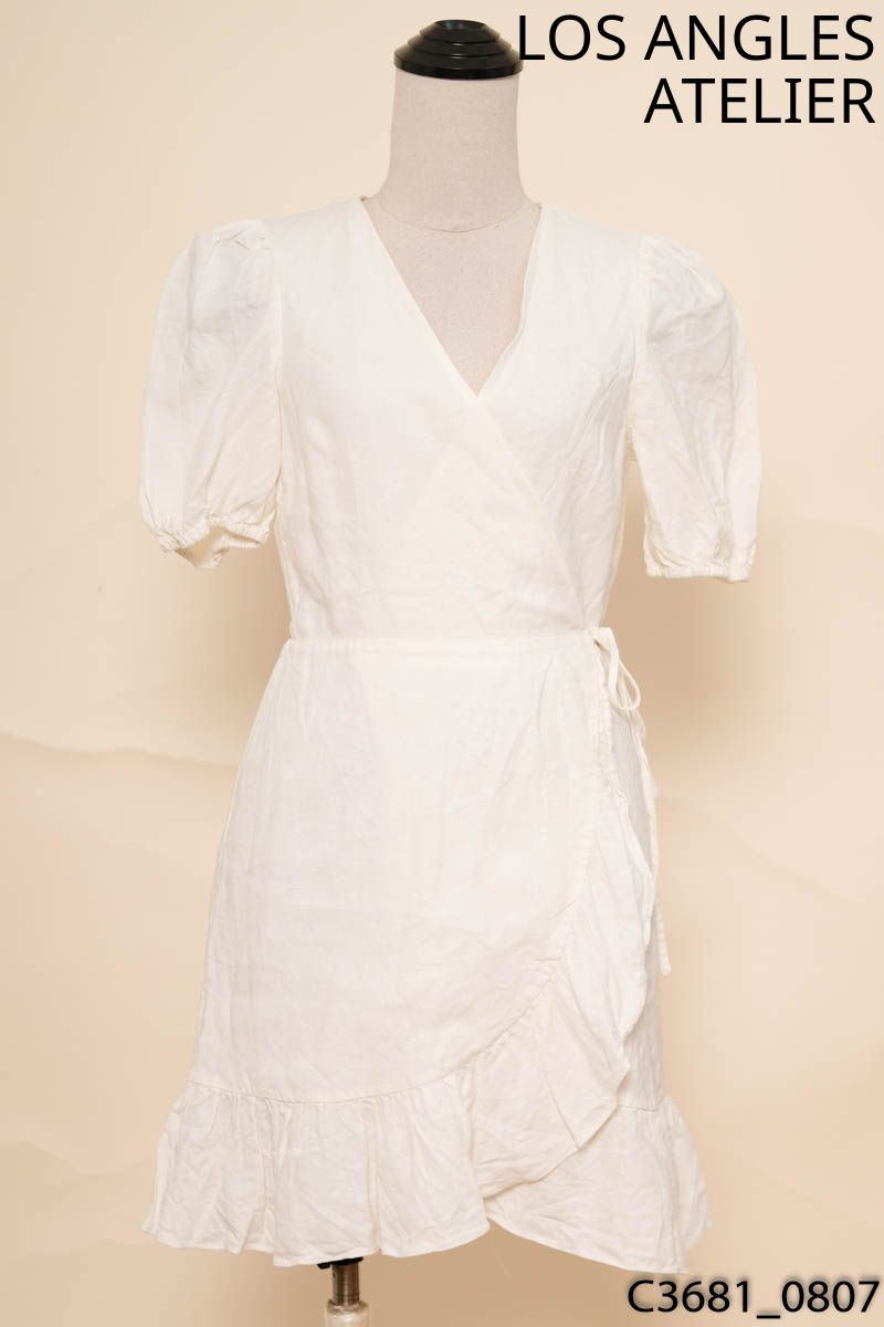 LOS ANGLES ATELIER - Đầm be cổ V