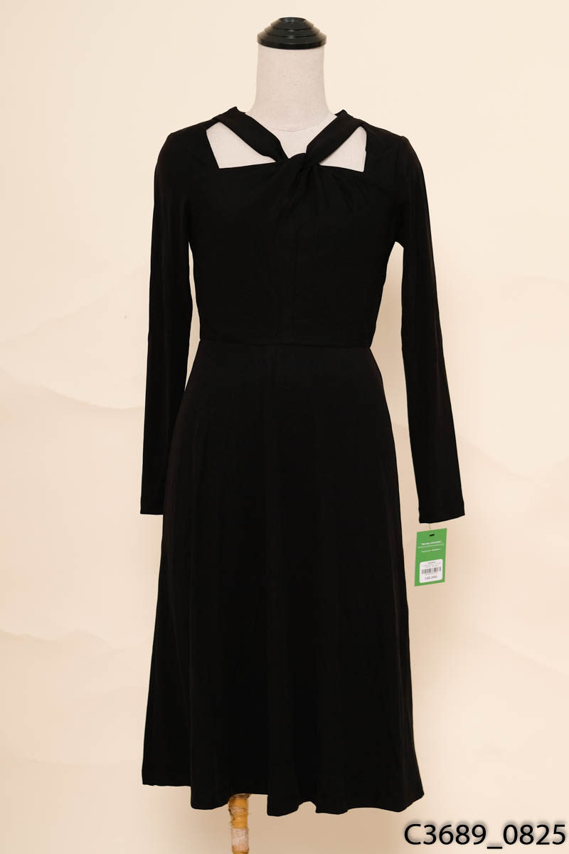 HATAN DESIGN - Đầm đen dài tay New Tags