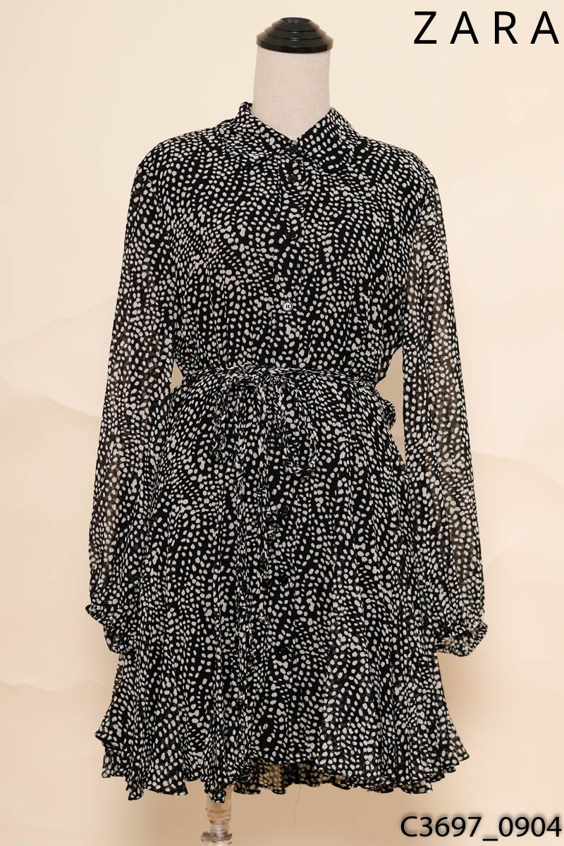 Đầm đen họa tiết dài tay Zara
