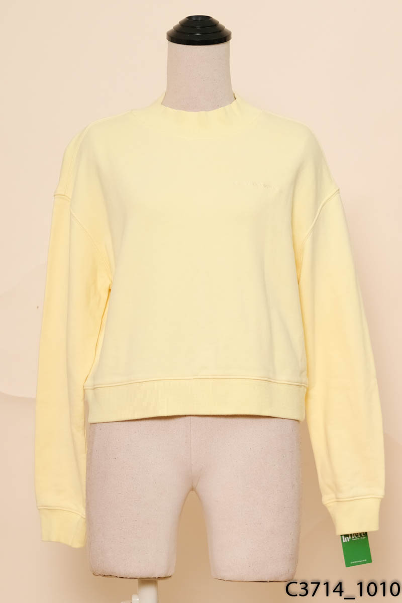 Áo sweater vàng