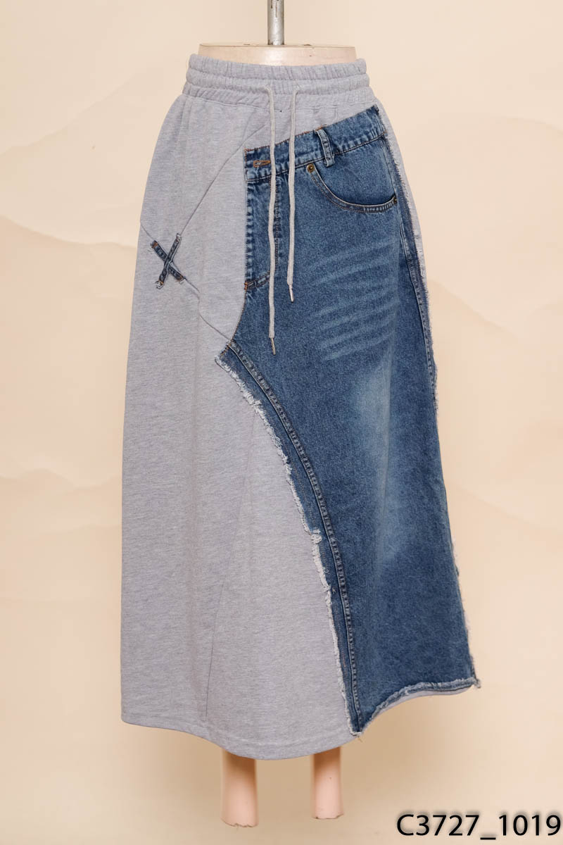 Chân váy xám phối jean xanh