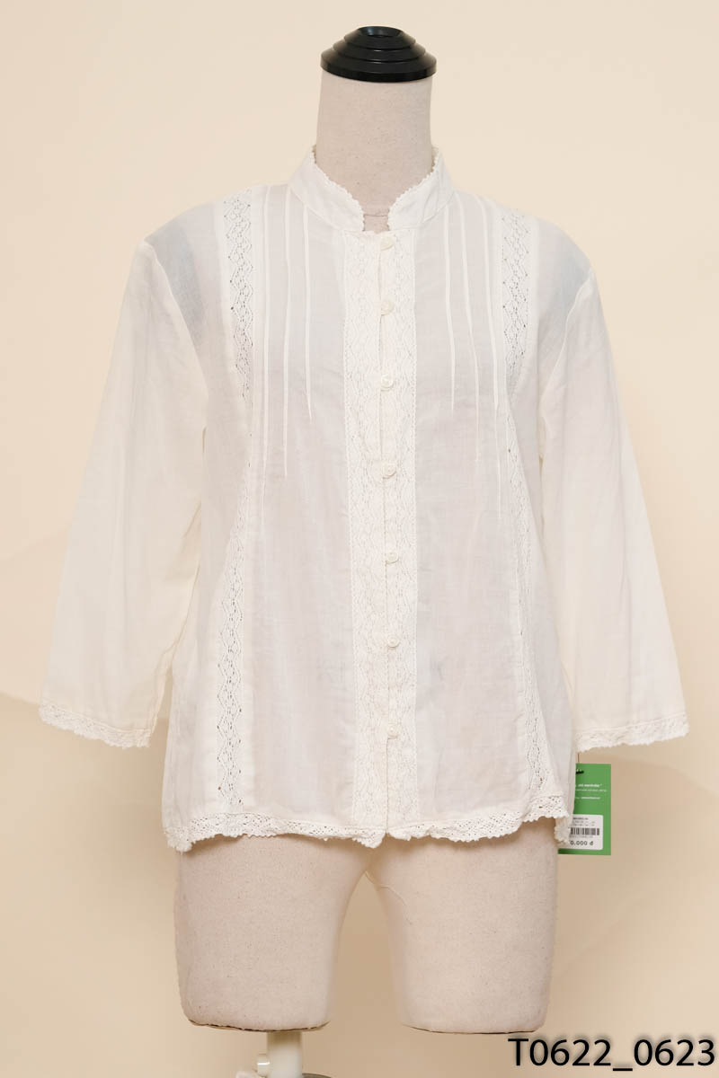 Áo linen be viền ren