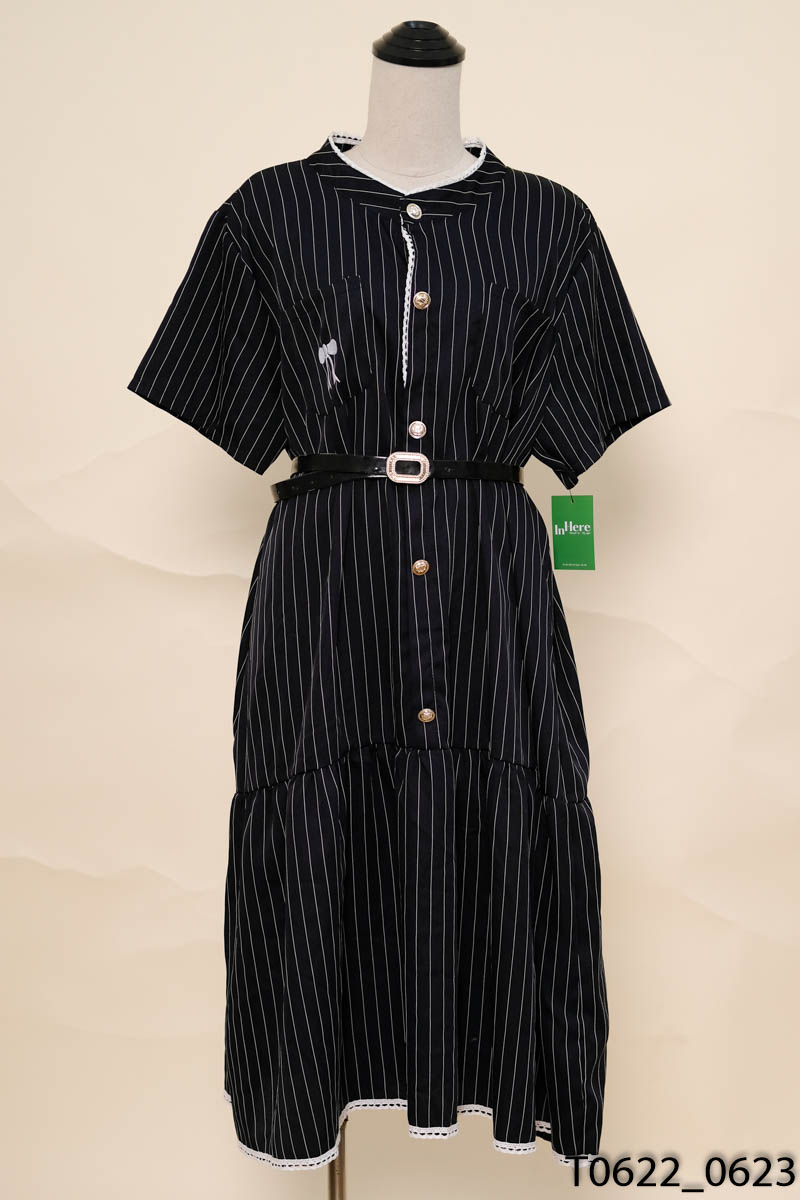Đầm xanh xuông kẻ trắng (KHÔNG KÈM ĐAI)