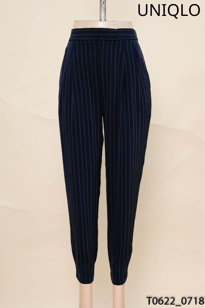Quần baggy xanh kẻ Uniqlo