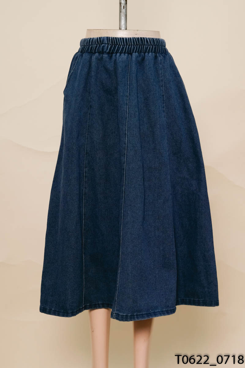 WOMAN BASIC - Chân váy jean xanh