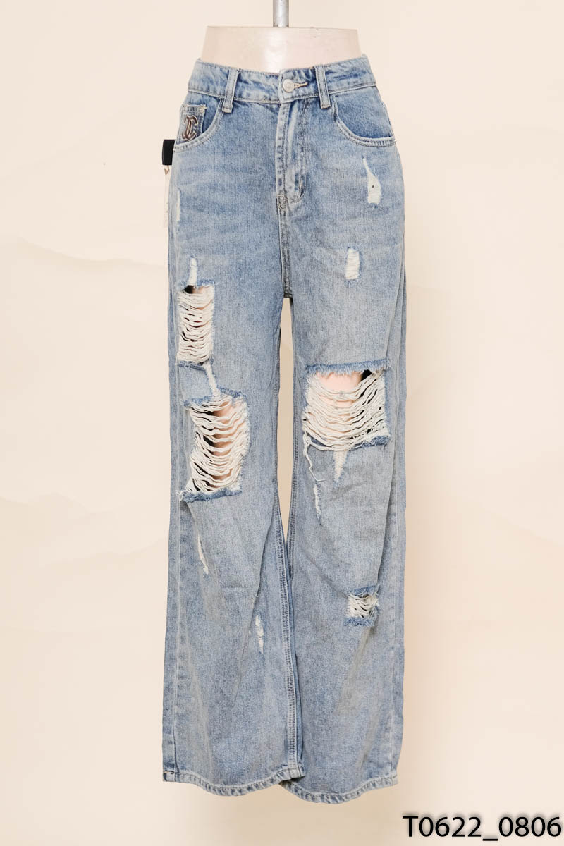 Quần jeans xanh rách ống suông New Tags