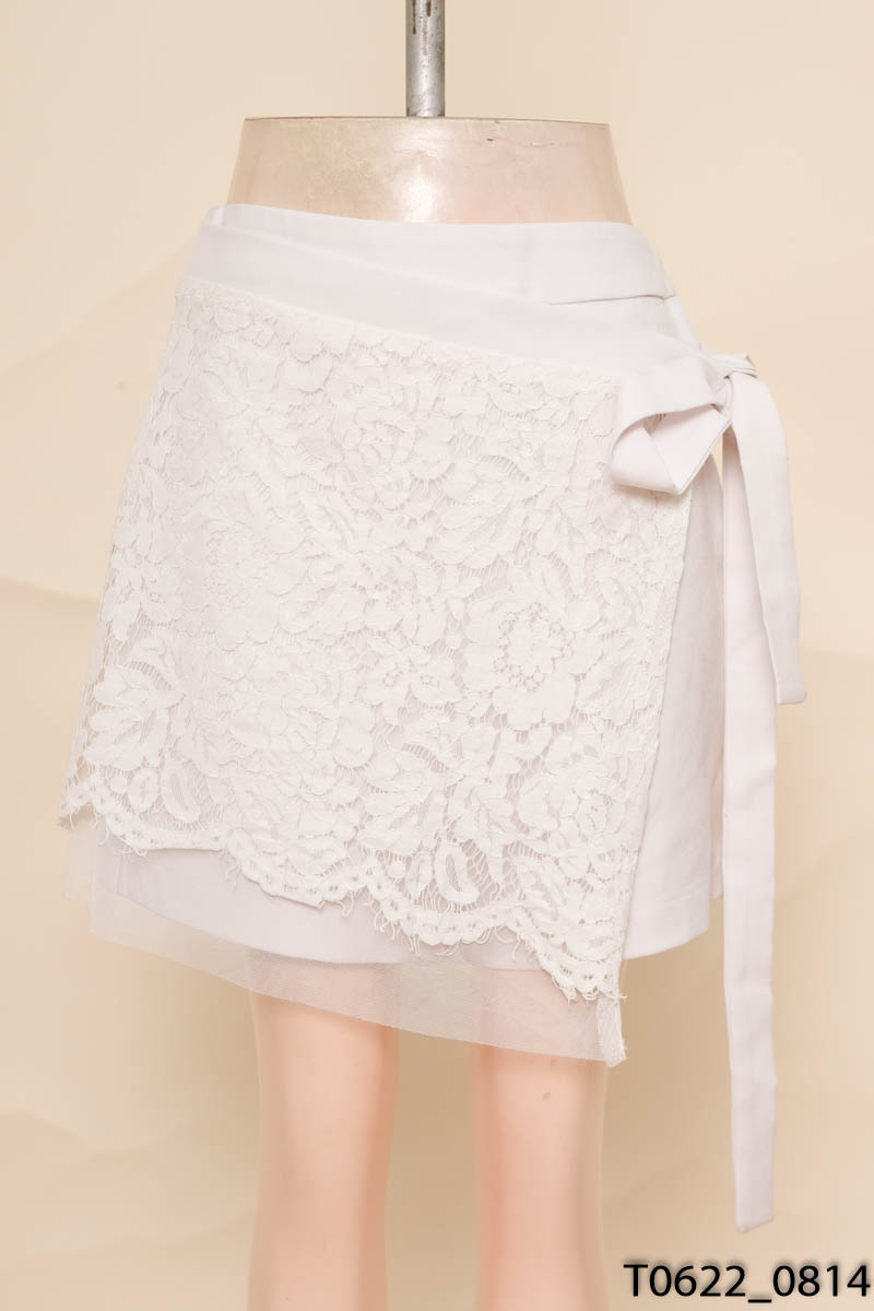 SHILLA STUDIO - Quần giả váy trắng phối lưới ren