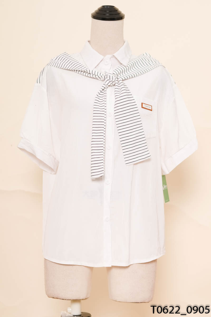 Áo sơ mi trắng cộc tay