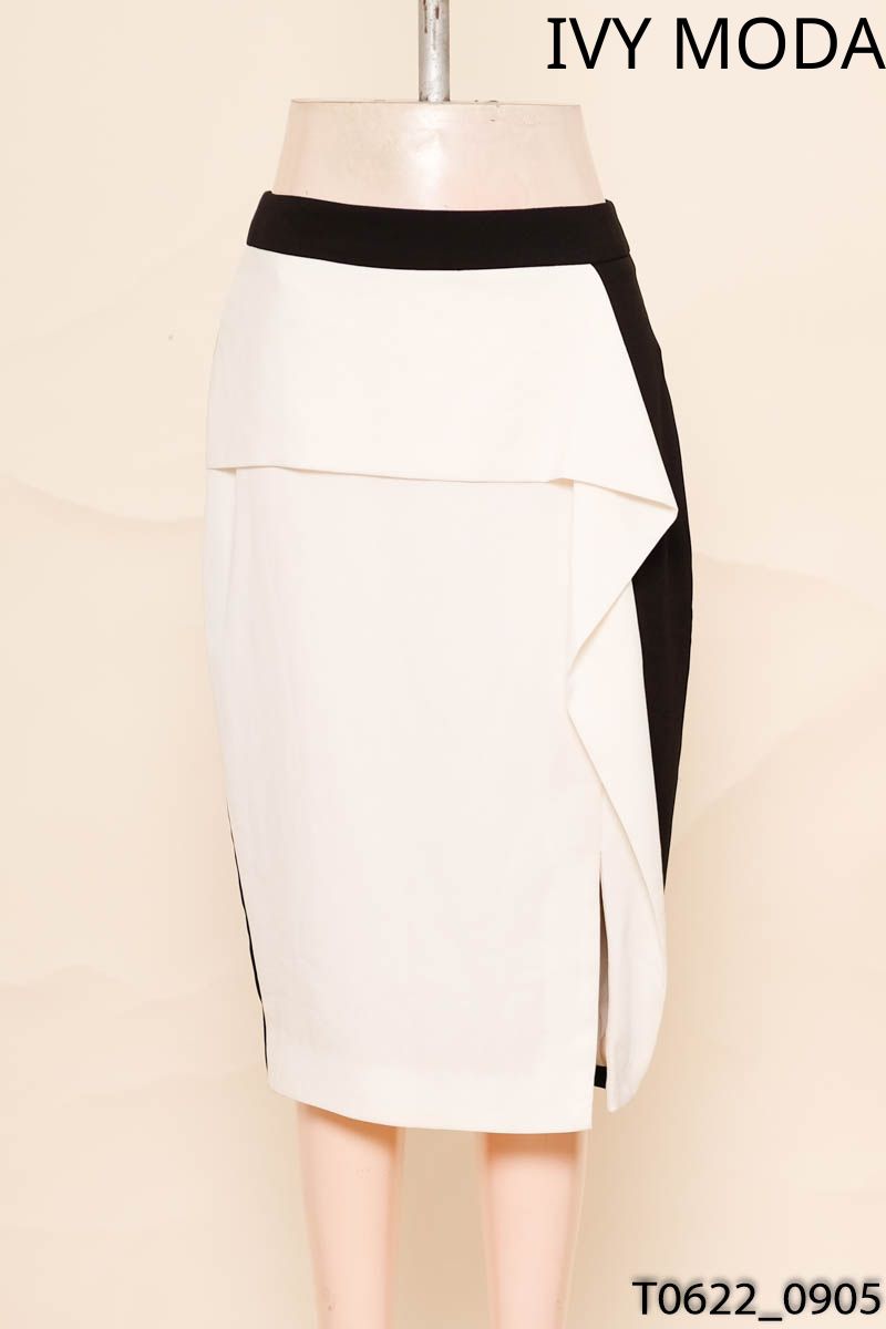 Chân váy trắn phối đen Ivy Moda