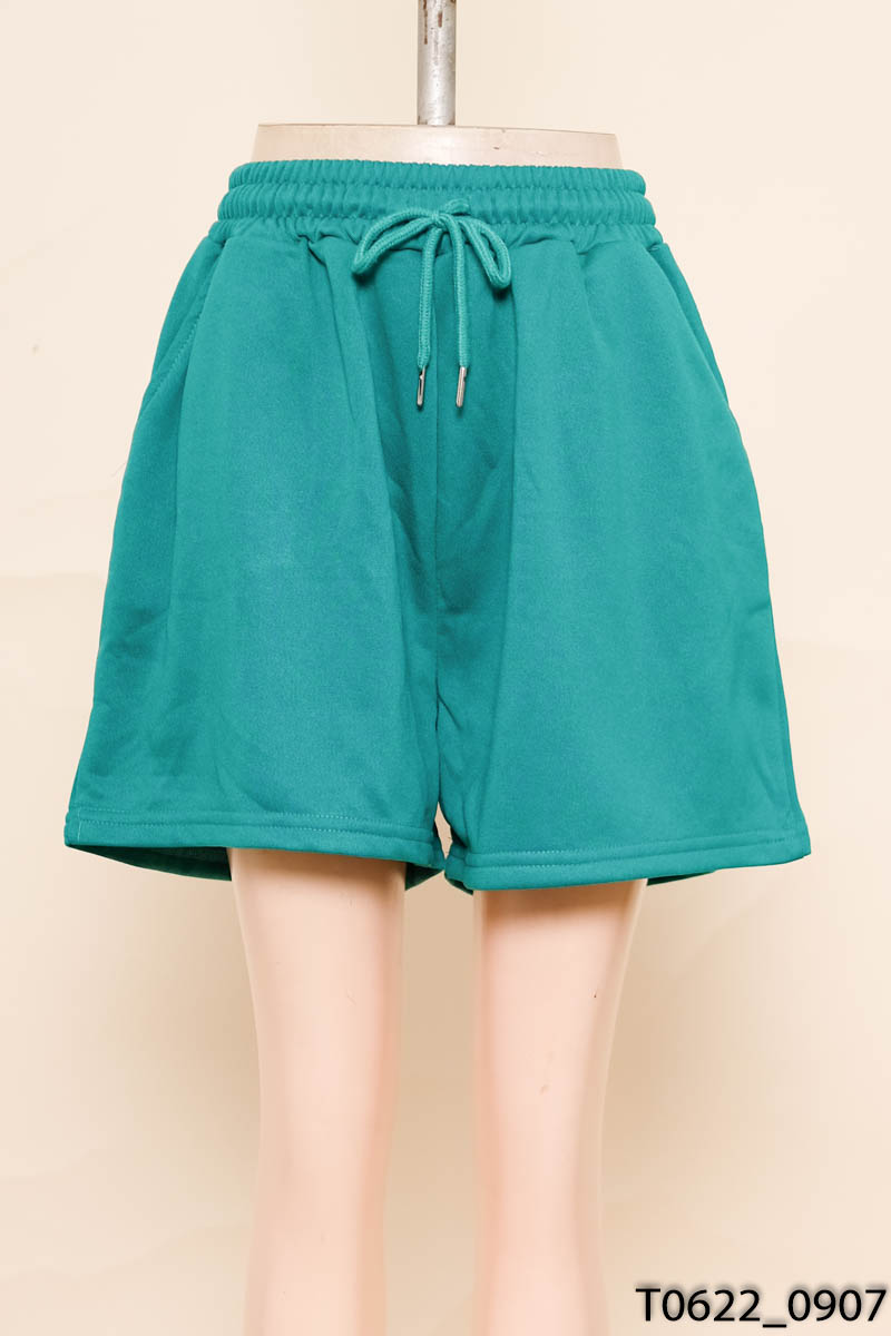 Quần shorts xanh