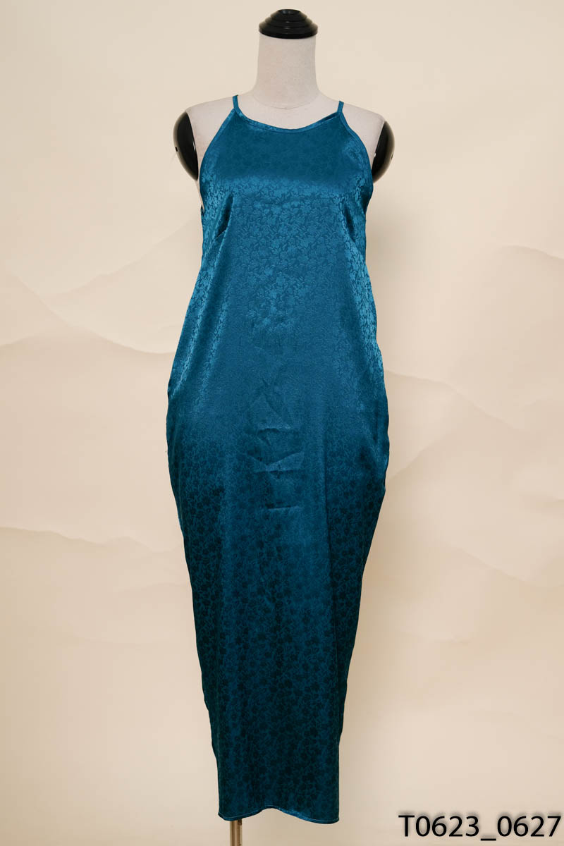 LINH ĐAN BOUTIQUE-Đầm lụa xanh