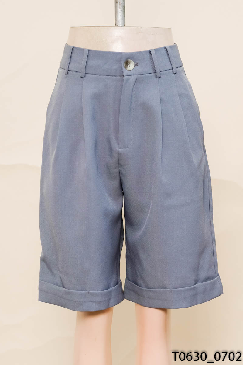 KARENMILEN - Quần shorts xanh