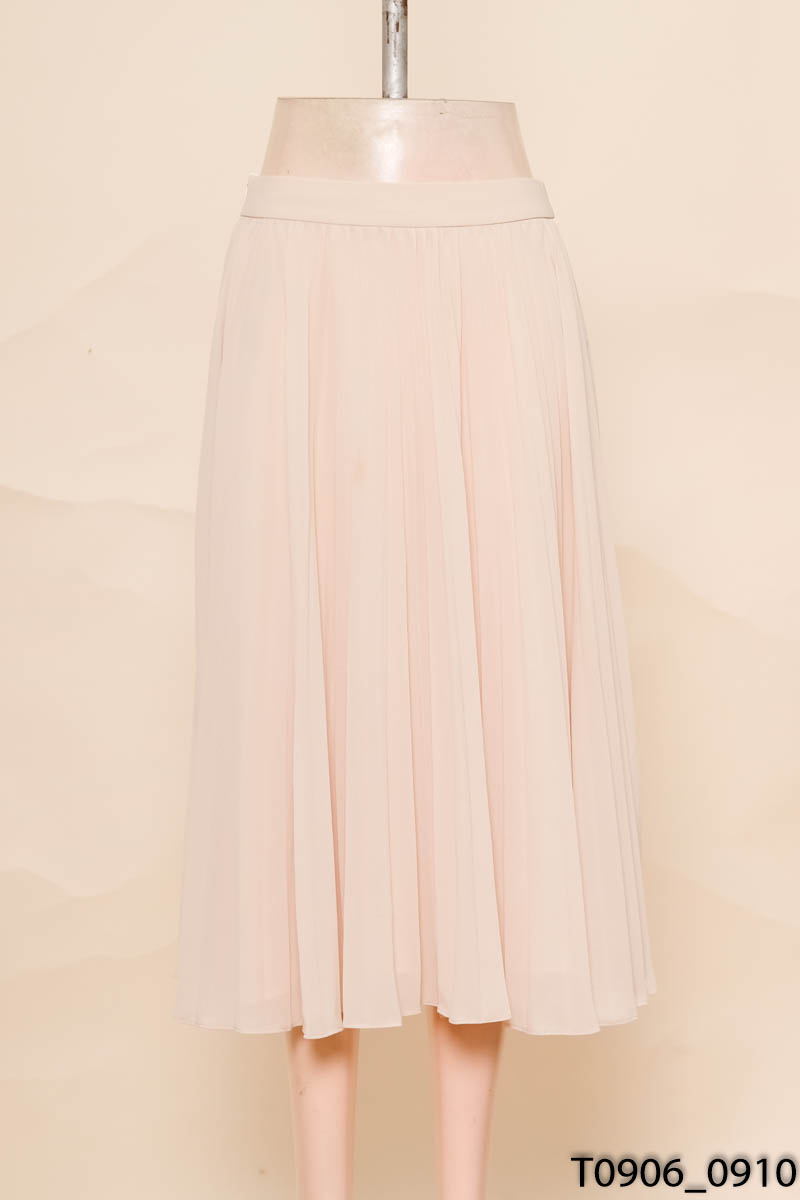 Chân váy be xếp ly D.Chic