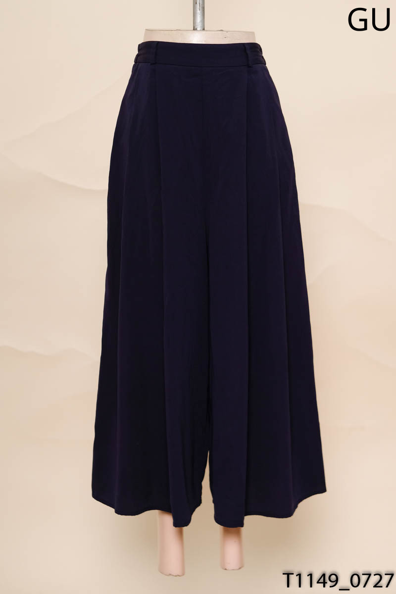 Quần culottes xanh GU