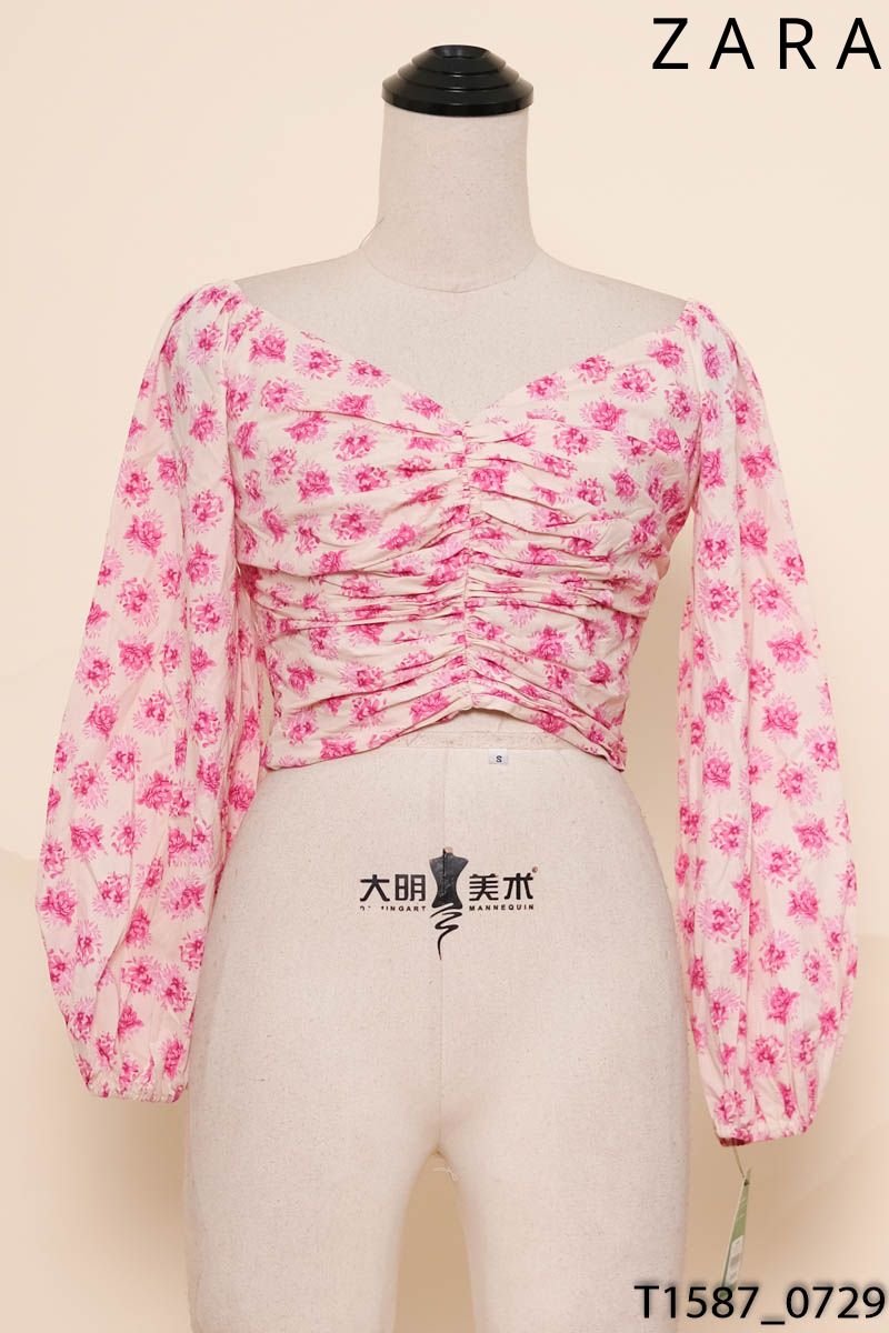 Áo be họa tiết hoa nhún ngực Zara