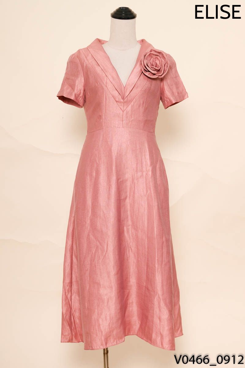 Đầm hồng cổ V đính hoa elise